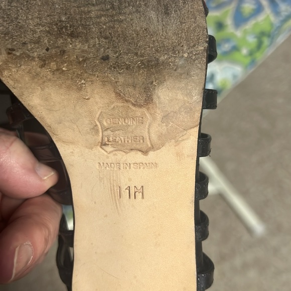 Talbots Libbey three backstrap pumps - Picture 8 of 8